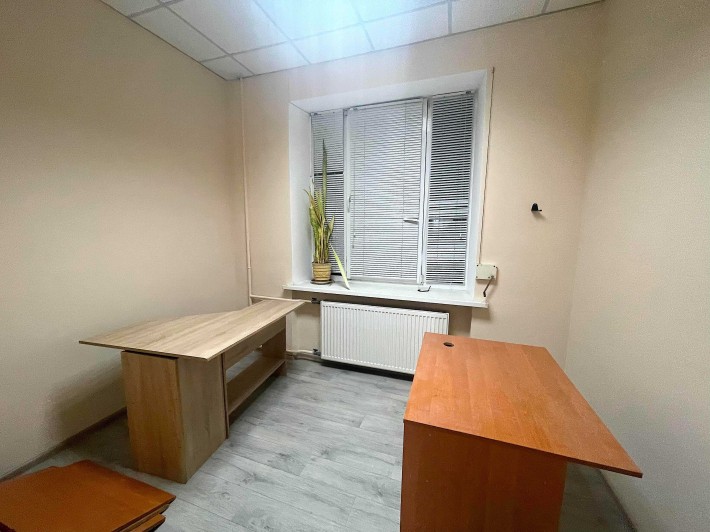 Здам в оренду офіс 54м2, нежітловий фонд, окремий вхід - фото 1