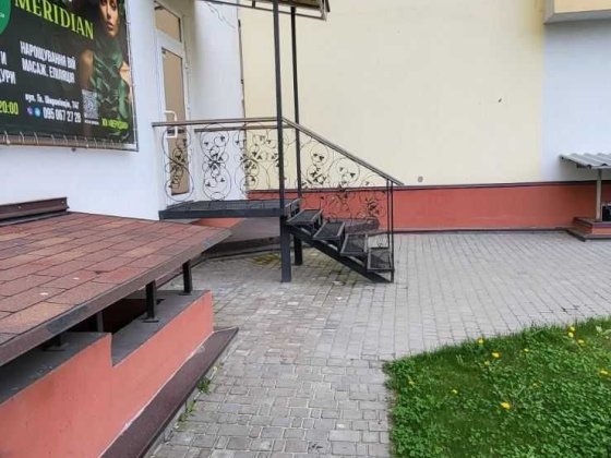 СДАМ помещение 82м2 под салон красоты в ЖК Меридиан MV Харків