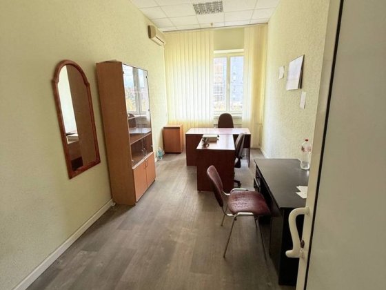 Оренда офісу з меблями на 2 поверсі біля метро ботанічний сад Харьков