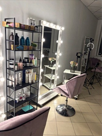 Сдам место мастеру кератина/колористу - фото 1