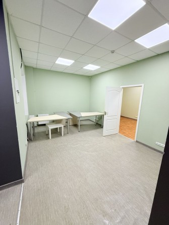 Оренда приміщення  з окремим входом в центрі - фото 1