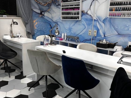 Оренда робочого місця майстра манікюру / педикюру Львів