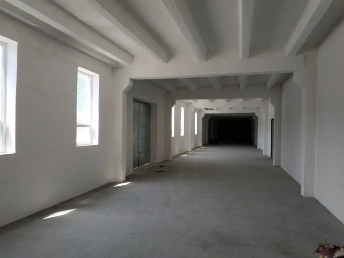 Оренда складів вул. Вапняна (Ізвестковая) — від 500 до 2700 м² - фото 1