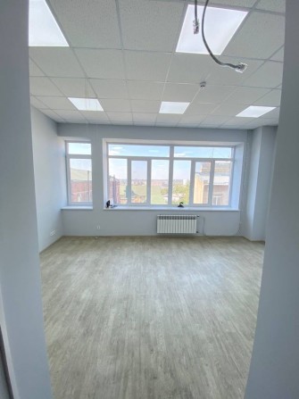 Здам затишний офіс в 1 хвилині від метро Історичний Музей - фото 1