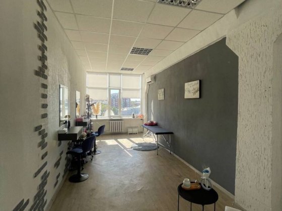 Здам офіс з новим ремонтом в 3 хвилинах від метро Наукова Харків