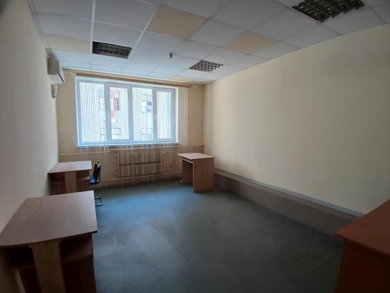 Офіс 70м2, оренда включає опалення Харьков