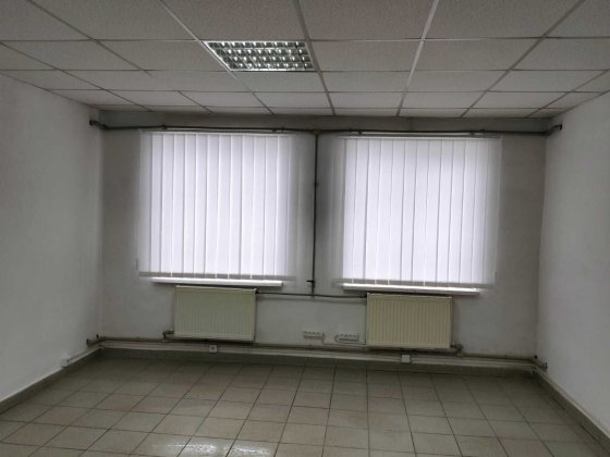 Оренда офісу  площею 24м2  та 33.3м2 пеший поверх у Львові Львів