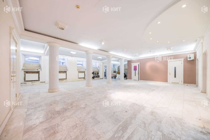 Цоколь 220м2 м. Исторический музей ( Рымарская 3/5)122344 - фото 1