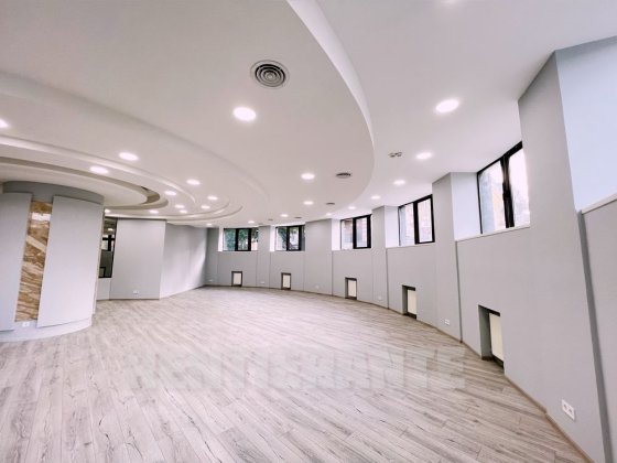 Сдам офис помещение  свободной планировки в центре города Греческая Одеса