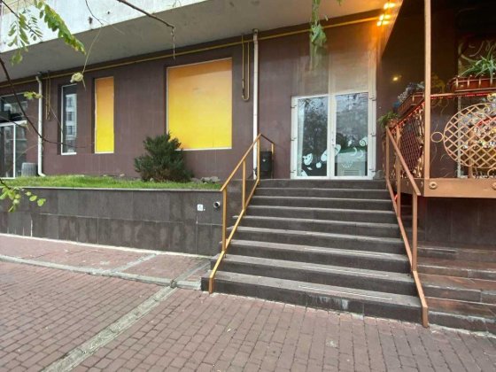 Фасадное помещение 135м Одеса