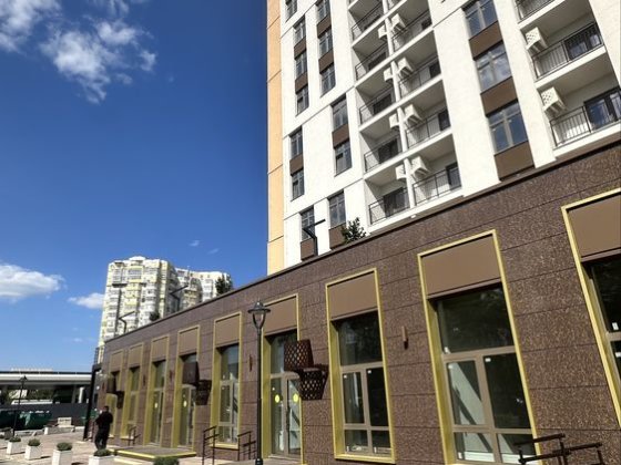 Аренда без комиссии.Коммерческих фасадных помещенийКрасноваКадорр Сити Одесса