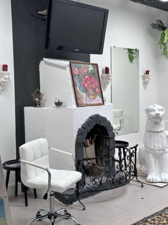 Аренда маникюраю/педикюр, бровист -50% - фото 1