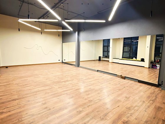 Аренда танцевального зала . Центр города Одесса