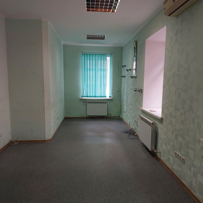 Сдам помещение в центре города. - фото 1