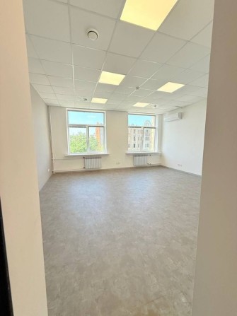 Здам офіс з новим ремонтом біля метро Історичний музей - фото 1