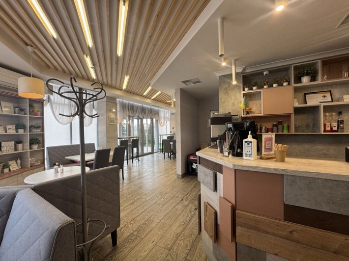 Сдам действующее Кафе 125м2 на П.Поле, ЖК МКДУ - фото 1