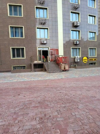 Сдам 2 цокільні приміщіння 58м2+58м2 580$+580$ Каманіна.16а Аркадія. - фото 1