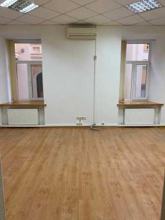 Офис свой вход 1-й этаж 9 отдельных кабинетов 215 м2 пер Чайковского - фото 1