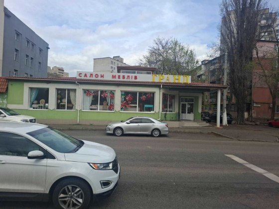 Здаються в оренду  діючі торгівельні площі Одеса