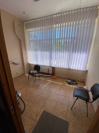 Здам офіс в 2 хвилинах від метро Ботанічний Сад - фото 1