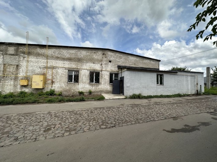 Склад 180м2 ул. Енакиевская 19 (м. Масельского) - фото 1