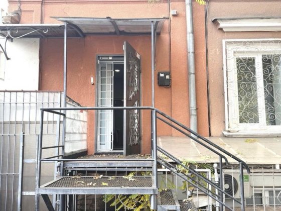 Сдам коммерческое помещение Осипова Большая Арнаутская Одеса