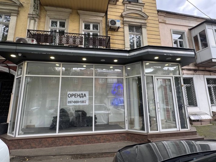 Аренда фасадного помещения на Базарной/Пушкинская под салон/магазин/оф - фото 1