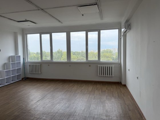 Оренда офіса 33кв на Космонавтів 32 Одеса