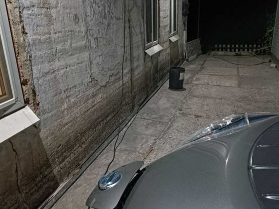 Парковка, в частном доме ЖД Вокзал, розетка для Электромобилей. Каменское