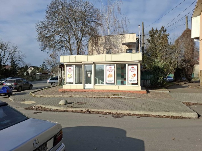 Сдам в аренду капитальный магазин на Утреннем Рынке Черноморск - фото 1