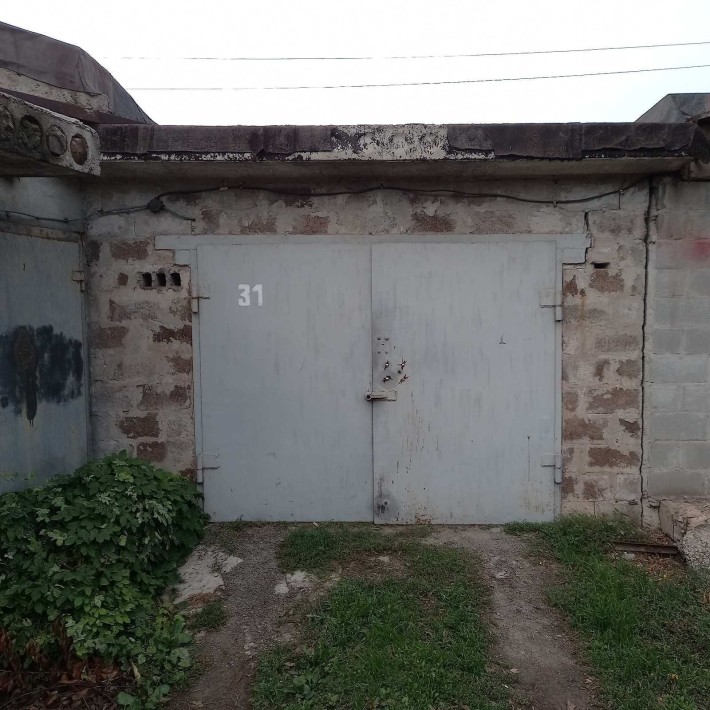 Сдам гараж в кооп. "Буран" (1 ряд за Энергонадзором, ост. Космонавтов) - фото 1