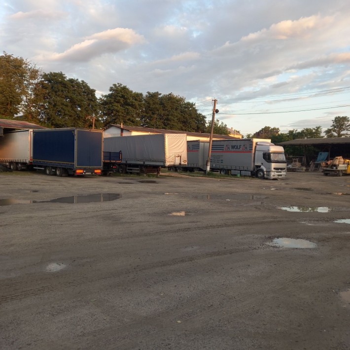 Стоянка для фур з охороною - фото 1