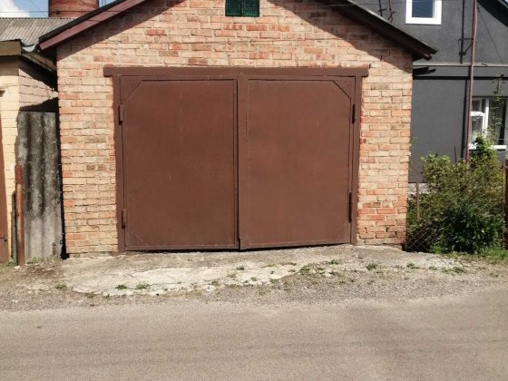 Оренда гаража Київський майдан Луцк