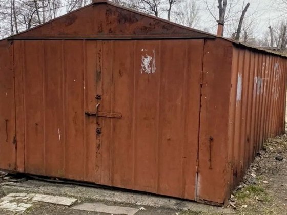 Здам гараж в гарному місці з підвалом і кімнатою відпочинку