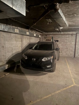 Паркінг в центрі міста оренда! - фото 1