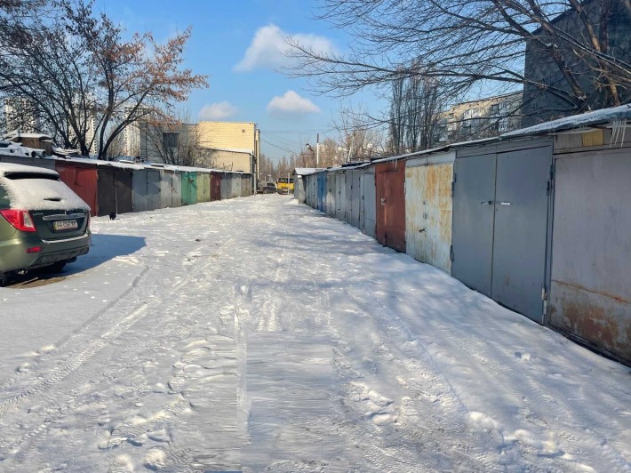 здам гараж Позняки Сортувальна Здолбунівська - фото 1