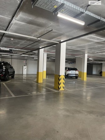 ВЛАСНИК ОРЕНДА з можливим Продажем Паркомісця в.Жилянська,118, 6500грн - фото 1