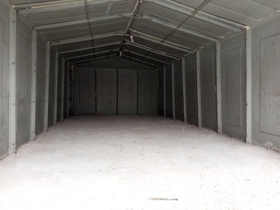 Сдам гараж охрана свет камеры яма можно под склад р-н соломенка Киев