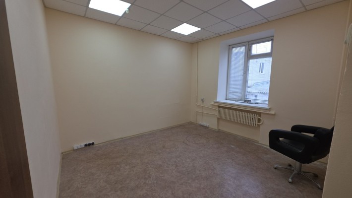 Офис с отоплением возле тц Французский бульвар - фото 1