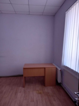 Сдам помещение  под любой вид бизнеса 17М.    1 этаж, под склад - фото 1