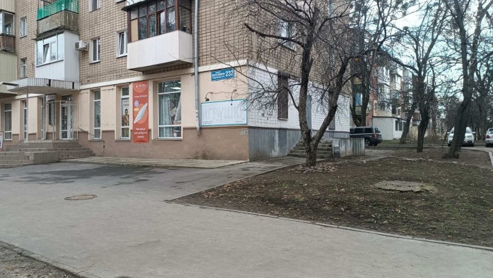 Здам в оренду під торгівлю, офіс, склад. Метро Армійська 250м, НоваП85 - фото 1