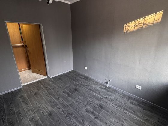 Оренда офісного приміщення Рованцы