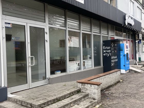 Торгівельне приміщення Рованці