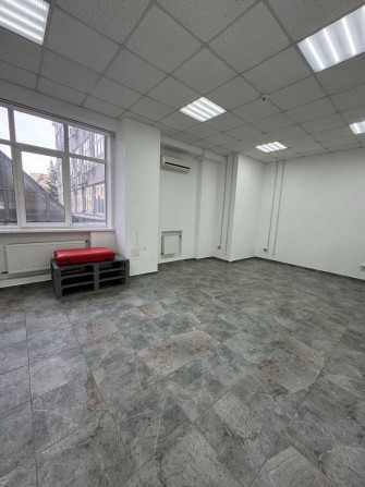 Оренда приміщення 30 кв.м. - фото 1