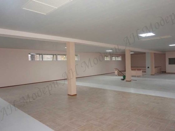 Меблі, одяг, клуби, більярд у приміщенні на Салтівці Харків оренда Харків