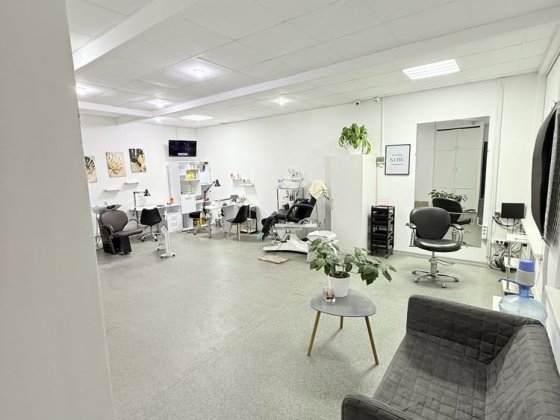 Здам офіс з підводом води на 1 поверсі в 2 хвилинах від метро Харків