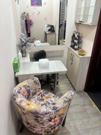 Оренда кабінету у салоні краси/ м. 'Олексіївська' 700 метрів - фото 1