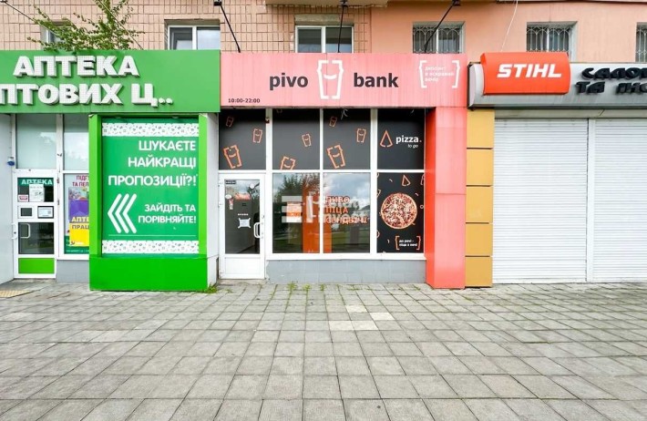 Здам фасадне приміщення на пр. Аерокосмічний (Гагаріна), 38. - фото 1