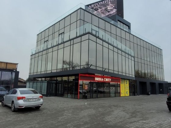 Сдам помещение пр.Слобожанский, Золотые Ключи ,красная линия Слобожанське