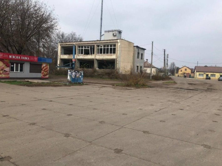 Оренда/продаж будівлі універмагугу - фото 1